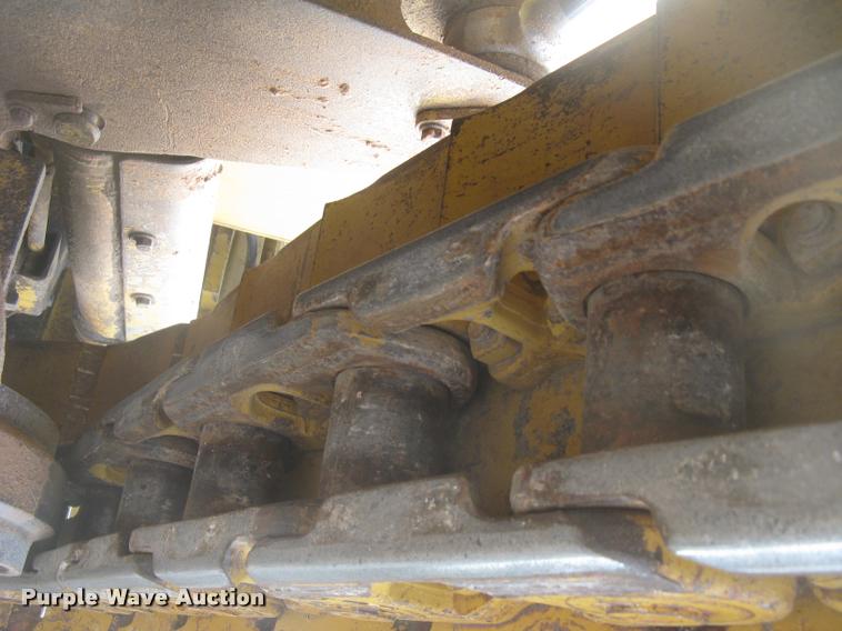 image for item L2329 1993 Caterpillar D4H XL dozer