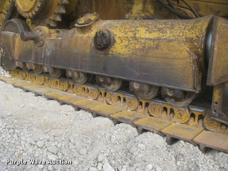 image for item L2329 1993 Caterpillar D4H XL dozer