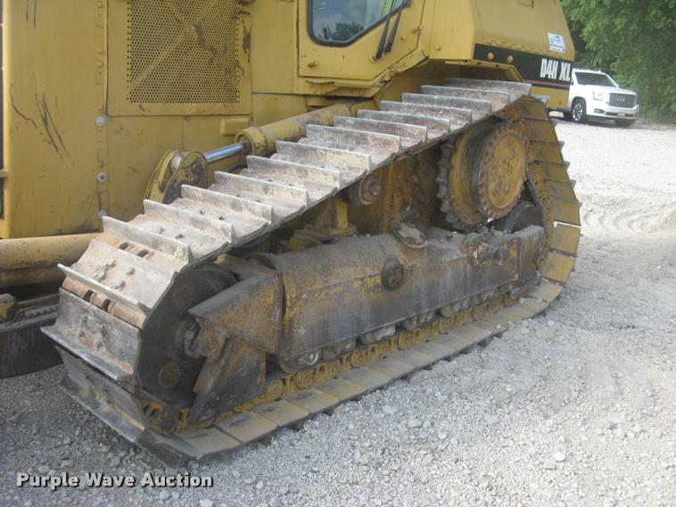 image for item L2329 1993 Caterpillar D4H XL dozer
