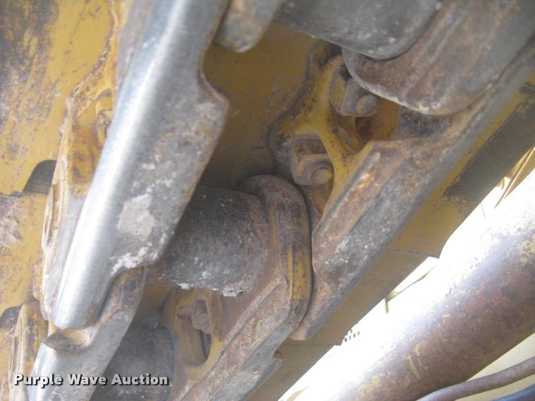 image for item L2329 1993 Caterpillar D4H XL dozer