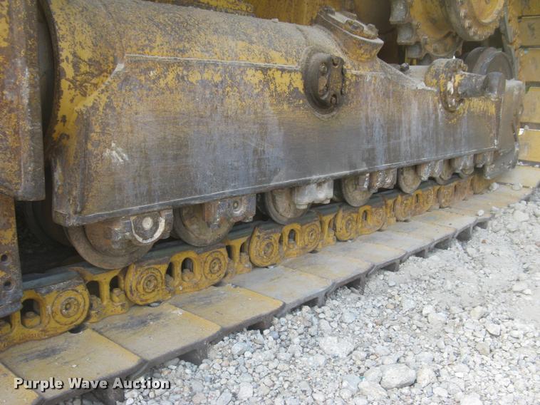 image for item L2329 1993 Caterpillar D4H XL dozer