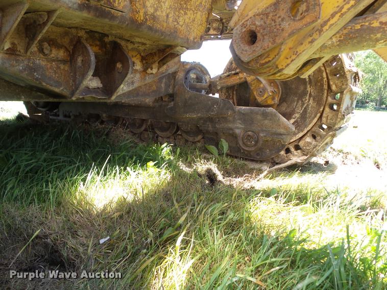 image for item L5602 Caterpillar 953 track loader