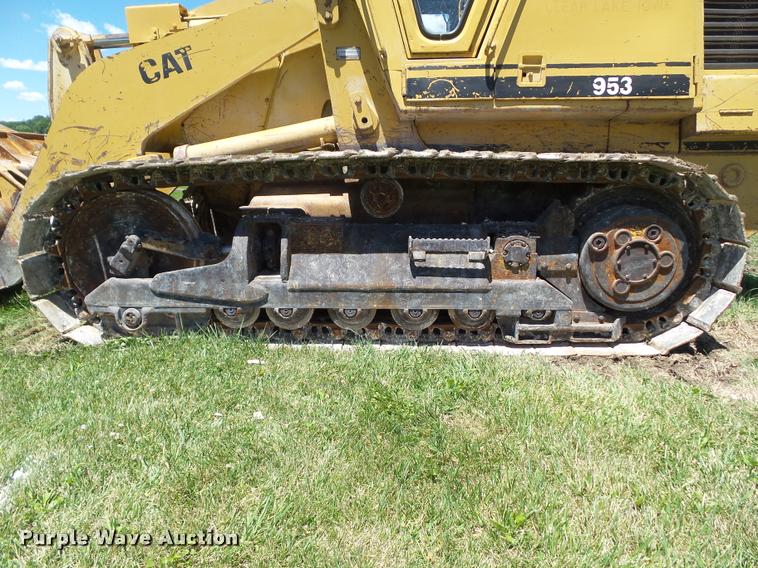 image for item L5602 Caterpillar 953 track loader