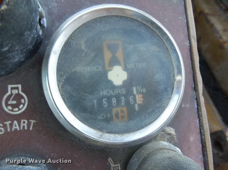 image for item L5602 Caterpillar 953 track loader