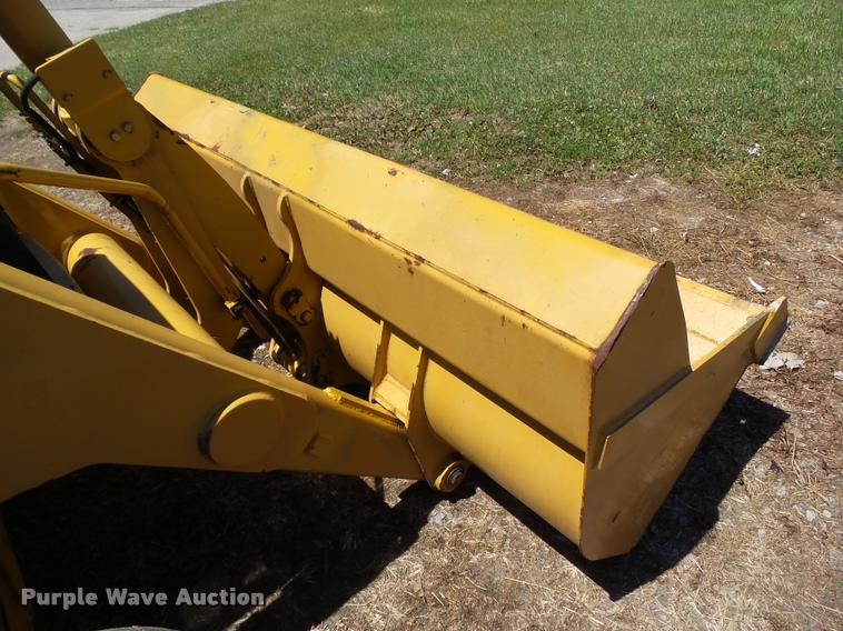 image for item L5603 2001 Caterpillar 430D backhoe