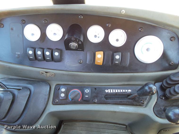 image for item L5603 2001 Caterpillar 430D backhoe