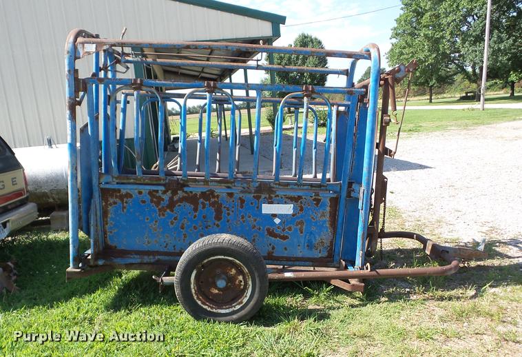 image for item BI9653 Priefert 81 squeeze chute