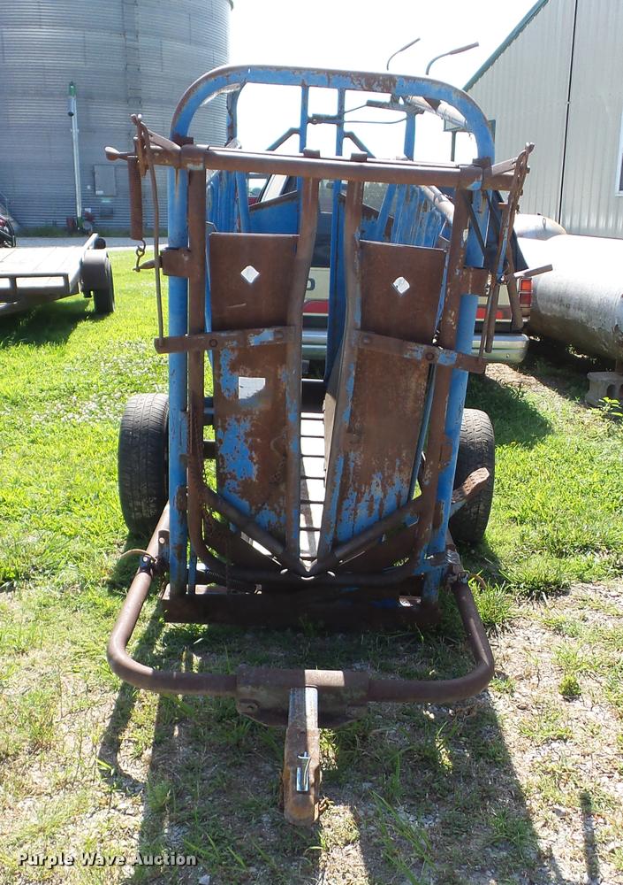 image for item BI9653 Priefert 81 squeeze chute