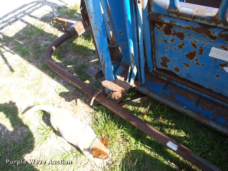 image for item BI9653 Priefert 81 squeeze chute