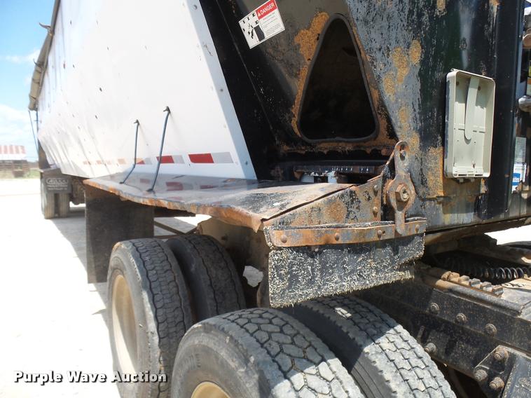 image for item CA9033 2007 Aulick 4270542 live bottom trailer