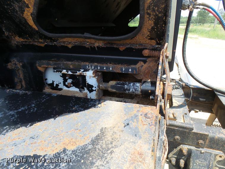 image for item CA9033 2007 Aulick 4270542 live bottom trailer