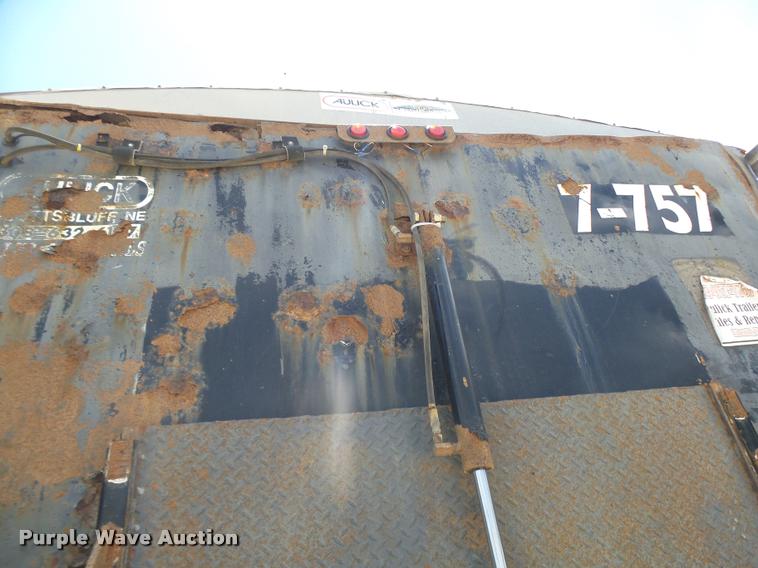 image for item CA9033 2007 Aulick 4270542 live bottom trailer