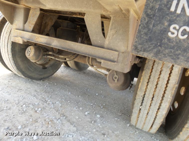 image for item CA9033 2007 Aulick 4270542 live bottom trailer