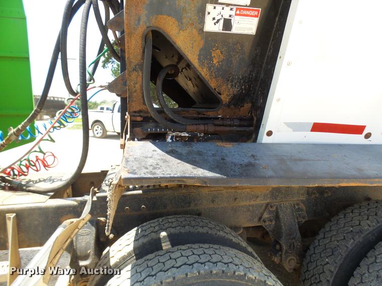 image for item CA9033 2007 Aulick 4270542 live bottom trailer