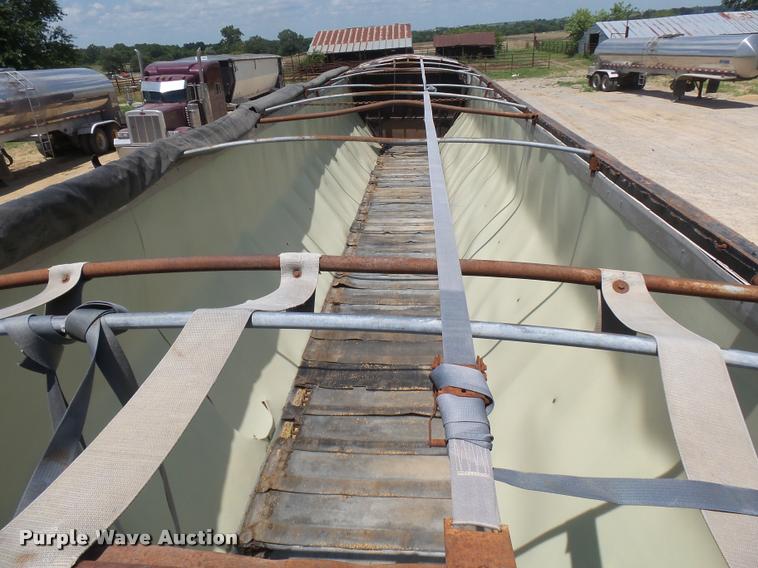 image for item CA9033 2007 Aulick 4270542 live bottom trailer