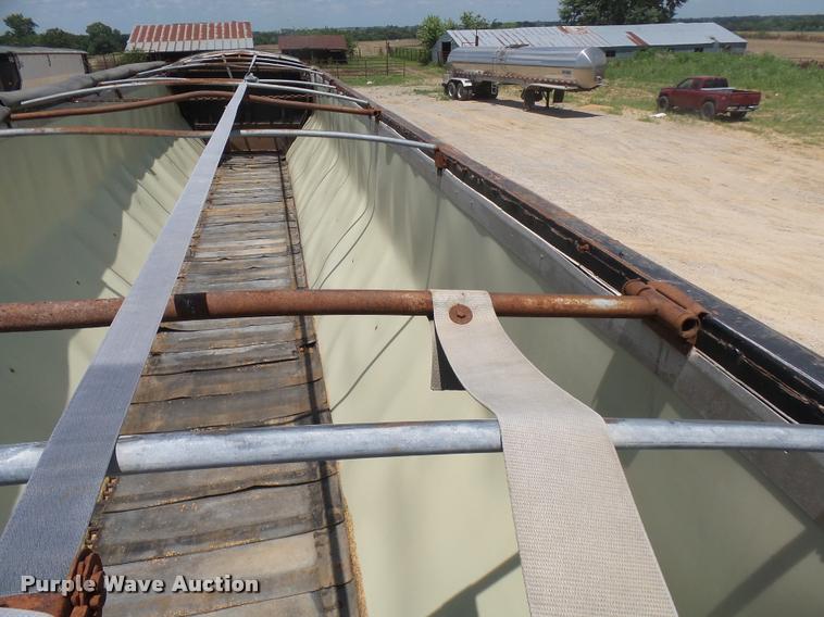 image for item CA9033 2007 Aulick 4270542 live bottom trailer