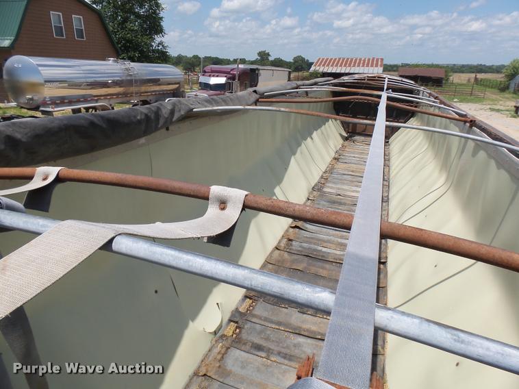 image for item CA9033 2007 Aulick 4270542 live bottom trailer