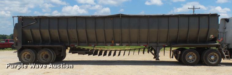 image for item CA9034 2007 Aulick 4270542 live bottom trailer