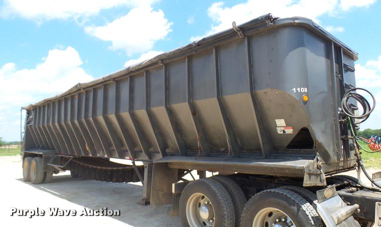 image for item CA9034 2007 Aulick 4270542 live bottom trailer