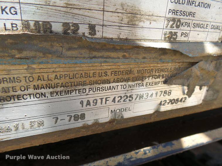 image for item CA9034 2007 Aulick 4270542 live bottom trailer