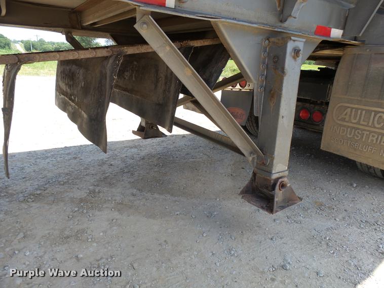 image for item CA9034 2007 Aulick 4270542 live bottom trailer