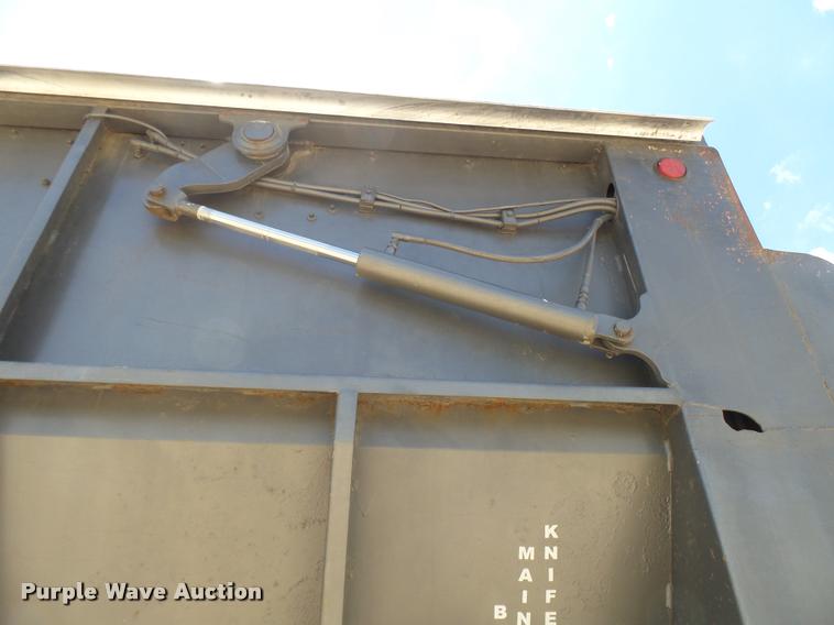 image for item CA9034 2007 Aulick 4270542 live bottom trailer