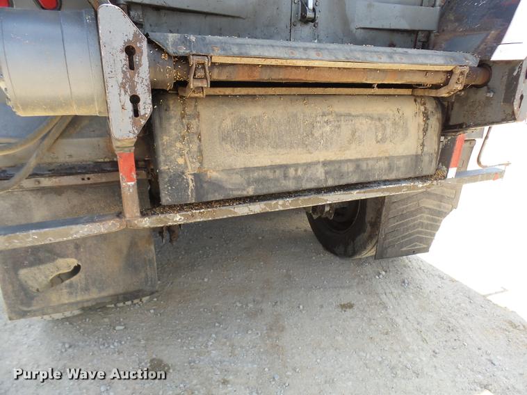 image for item CA9034 2007 Aulick 4270542 live bottom trailer