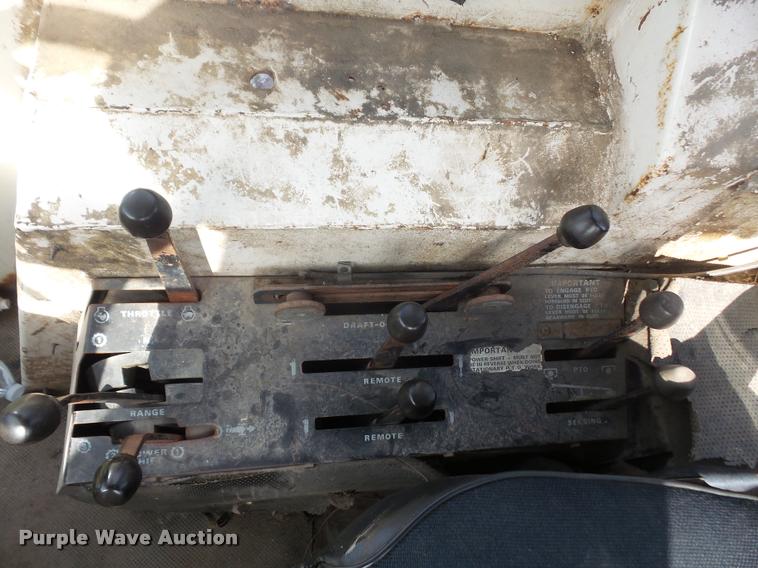 image for item DA1501 1975 Case 1070 tractor