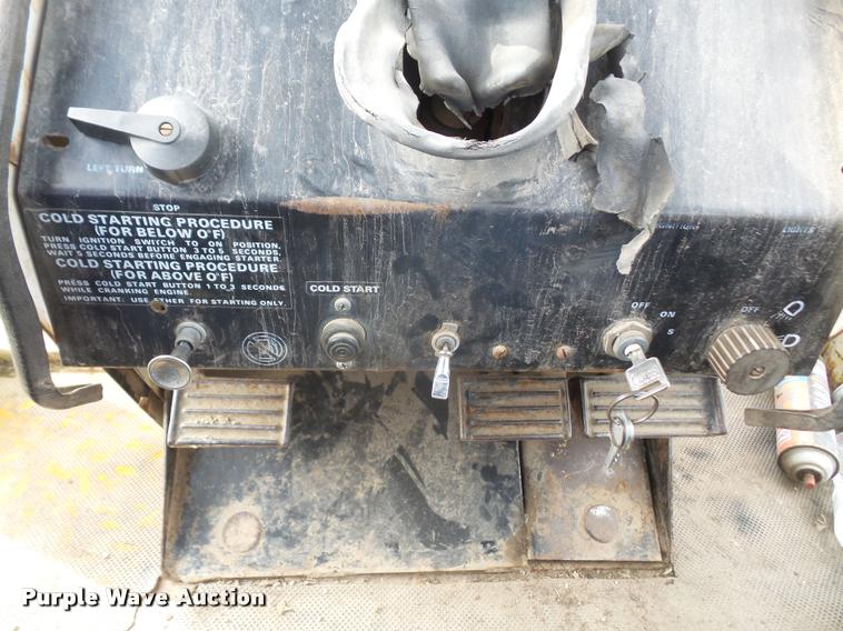 image for item DA1501 1975 Case 1070 tractor