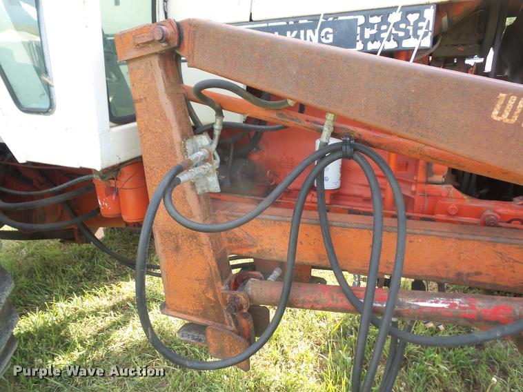 image for item DA1501 1975 Case 1070 tractor