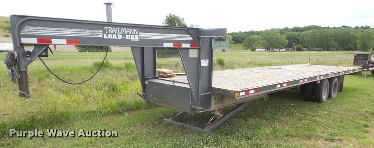 image for item DA1502 2000 Trailman Load-Eez flatbed trailer