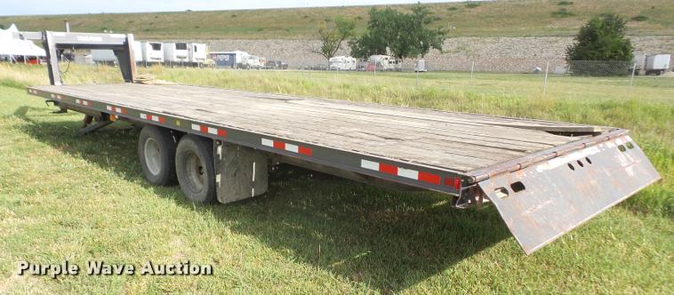 image for item DA1502 2000 Trailman Load-Eez flatbed trailer
