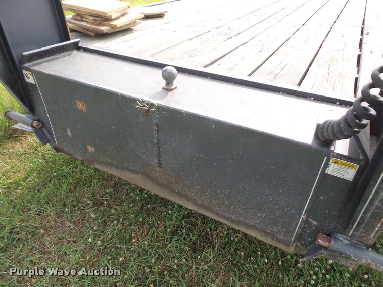 image for item DA1502 2000 Trailman Load-Eez flatbed trailer