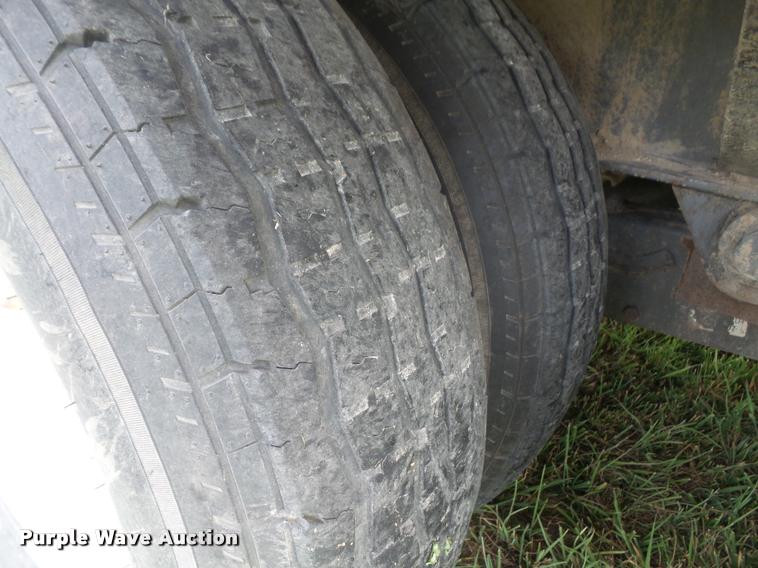 image for item DA1502 2000 Trailman Load-Eez flatbed trailer