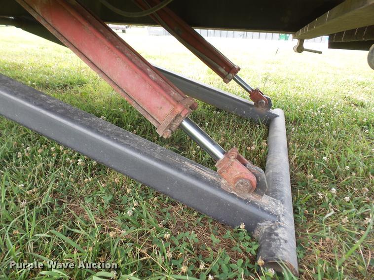 image for item DA1502 2000 Trailman Load-Eez flatbed trailer