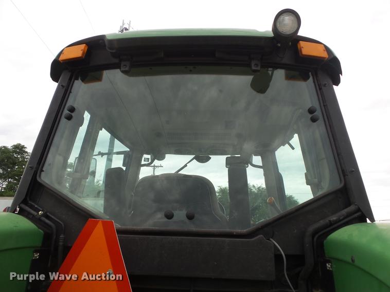 image for item DA2745 2007 John Deere 6415 MFWD tractor