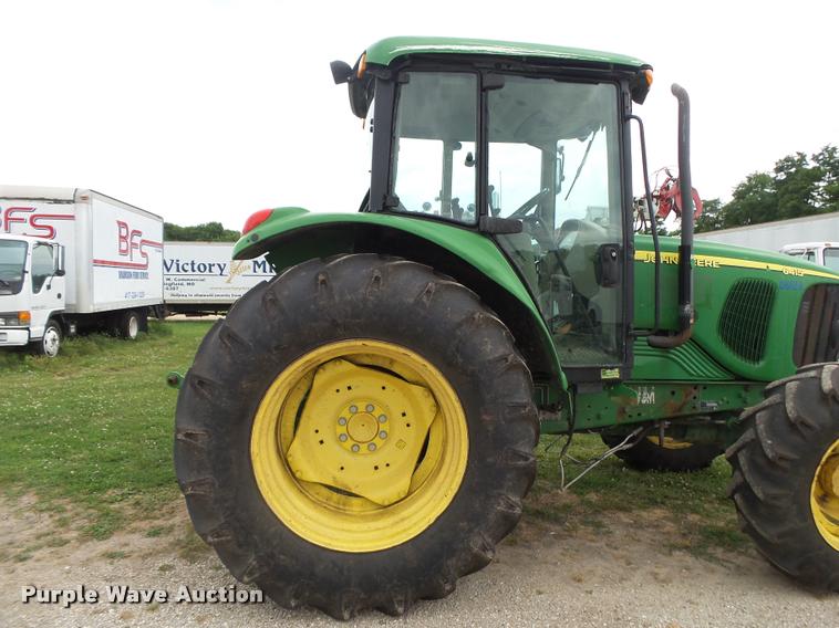image for item DA2745 2007 John Deere 6415 MFWD tractor