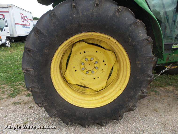 image for item DA2745 2007 John Deere 6415 MFWD tractor