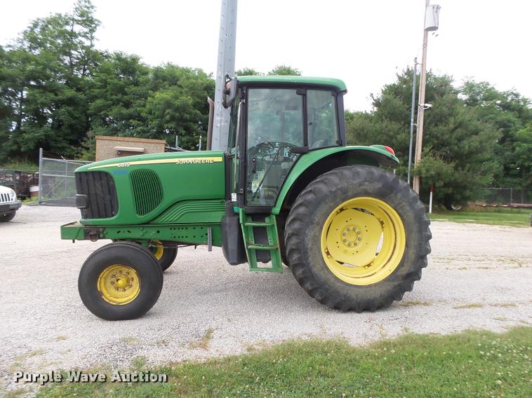 image for item DA2746 2004 John Deere 6615 tractor