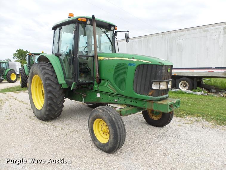 image for item DA2746 2004 John Deere 6615 tractor