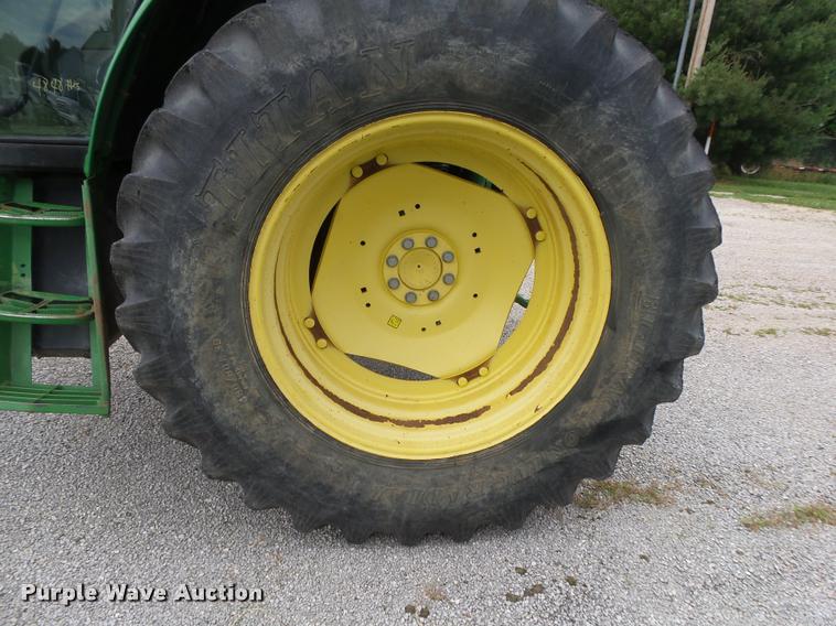 image for item DA2746 2004 John Deere 6615 tractor