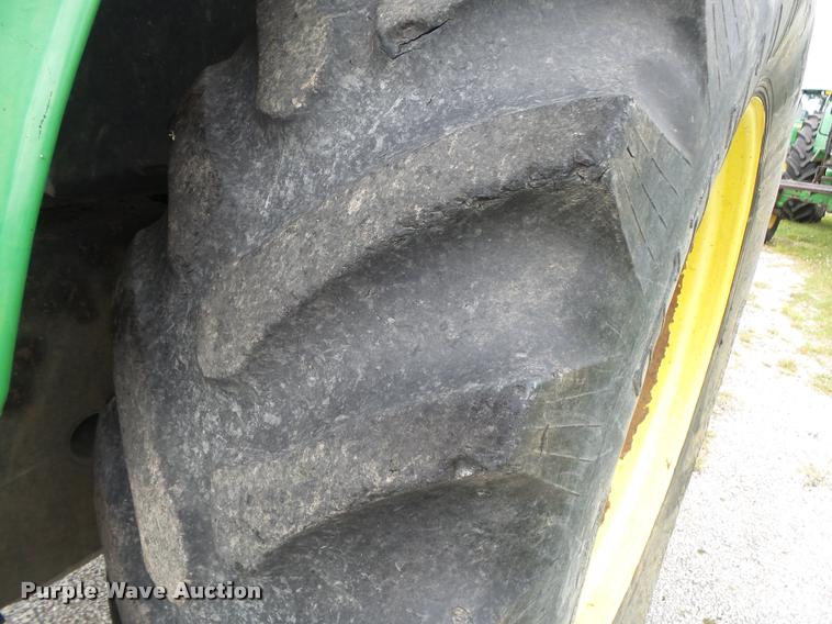 image for item DA2746 2004 John Deere 6615 tractor