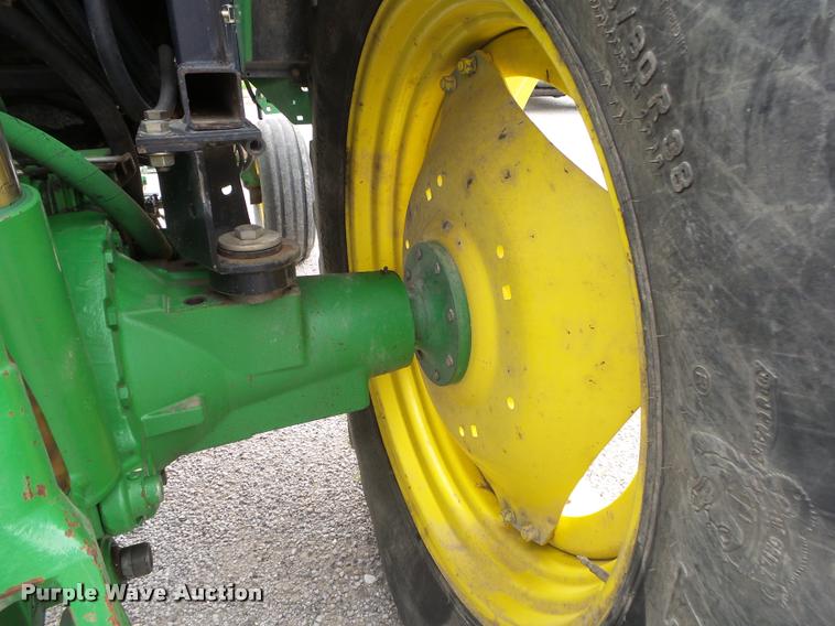 image for item DA2746 2004 John Deere 6615 tractor