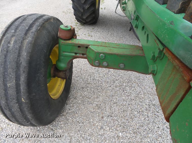 image for item DA2746 2004 John Deere 6615 tractor