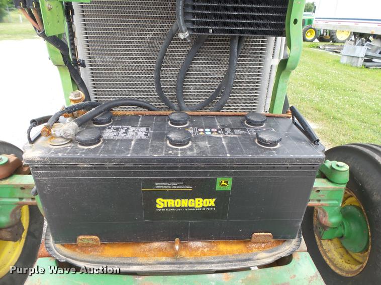 image for item DA2746 2004 John Deere 6615 tractor