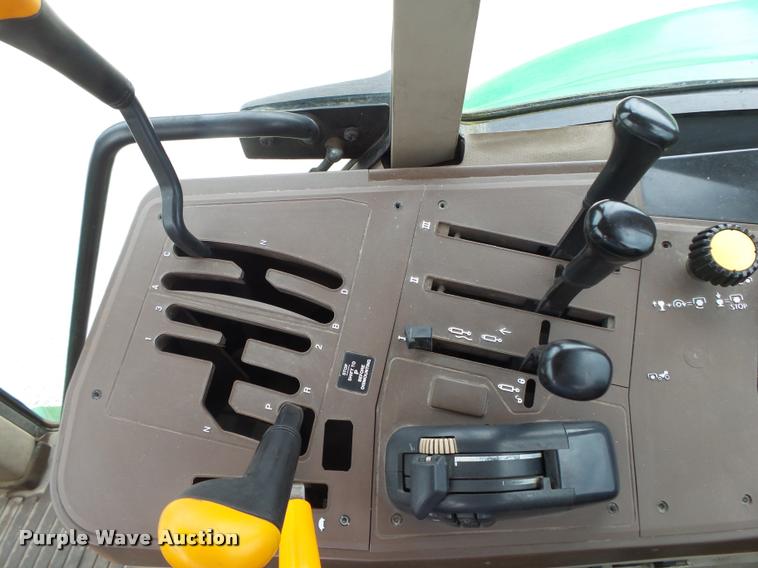 image for item DA2746 2004 John Deere 6615 tractor