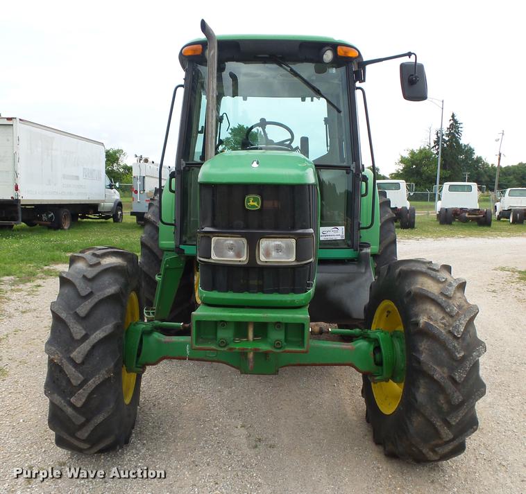 image for item DA2747 2007 John Deere 6415 MFWD tractor
