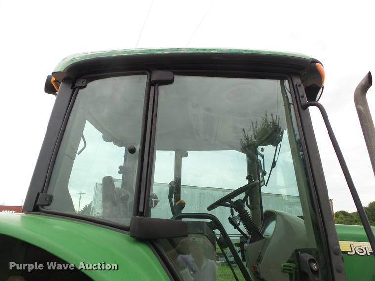 image for item DA2747 2007 John Deere 6415 MFWD tractor