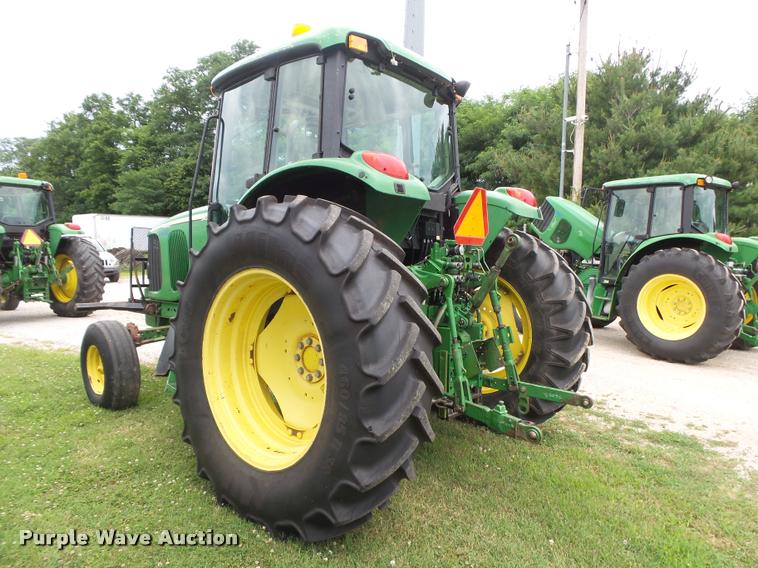 image for item DA2748 2004 John Deere 6615 tractor