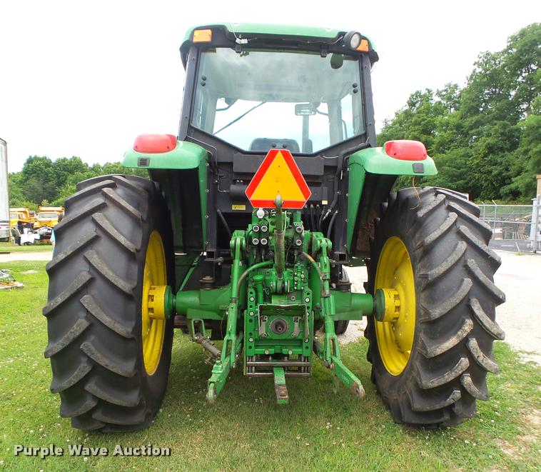 image for item DA2748 2004 John Deere 6615 tractor